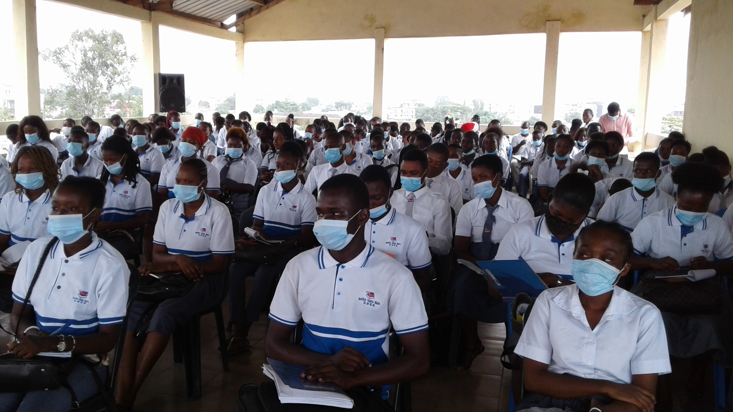 Conférence sur la CEDEAO dans une grande école à Abidjan